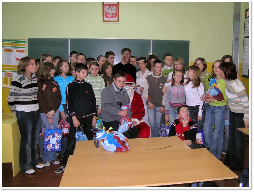 Rok 2006 - Mikoaj w szkole