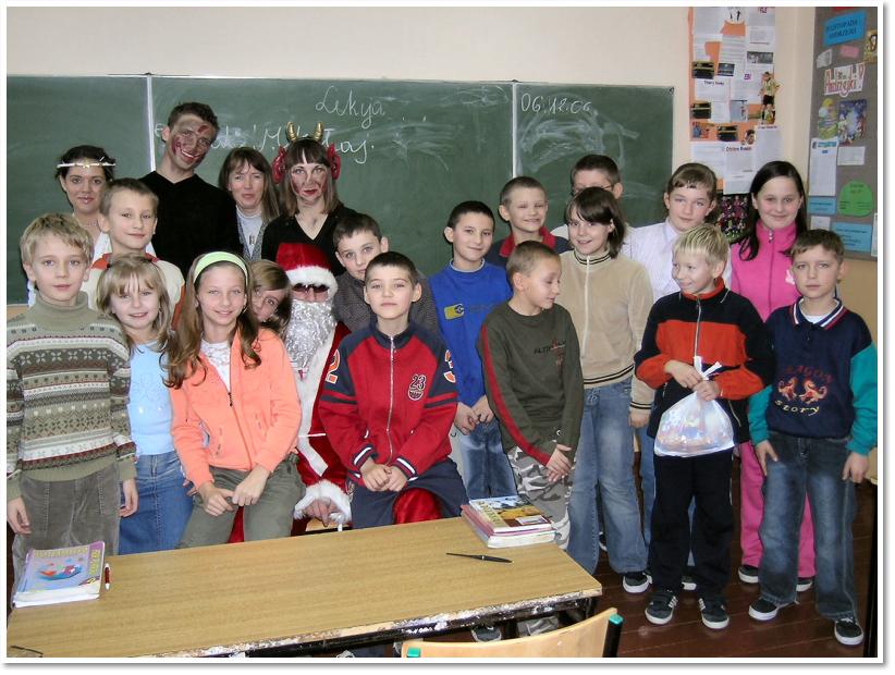 Rok 2006 - Mikoaj w szkole