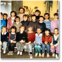 (8/15): Rok 1991 - klasa VIIIa z panią Krystyną Grabiec