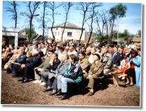 (4/11): Rok 1993 - uroczystość nadania szkole sztandaru