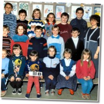 (2/3): Rok 1998 - pani Anna Gacia z klasą IIIb