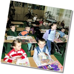 (128/145): Rok 2004 - Mikołaj w szkole