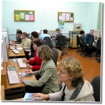 (135/145): Rok 2004 - szkoleniowe posiedzenie Rady Pedagogicznej