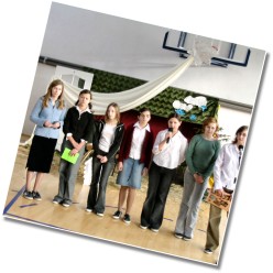 (139/145): Rok 2004 - jasełka i wigilia w szkole