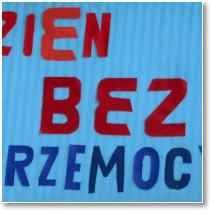 (336/699): Rok 2011 - Dzie bez przemocy