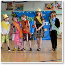 (172/642): Rok 2012 - Dzieñ Samorz±du Uczniowskiego