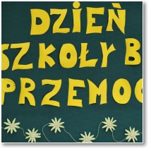 (323/642): Rok 2012 - Dzie bez przemocy